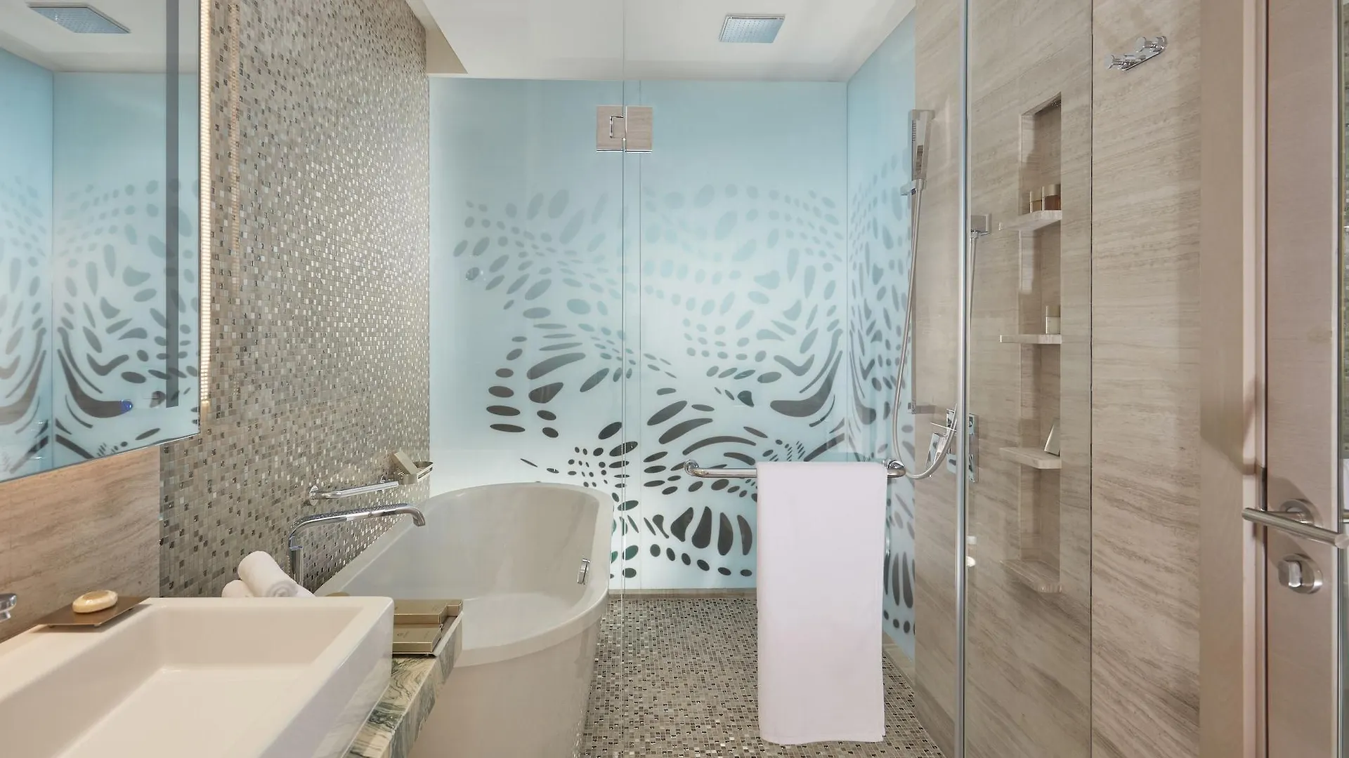 Royal M Hotel Abu Dhabi By Gewan